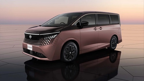 Elgrand перезапущен: новый Nissan стал гибридом и «оцифровал» салон Компания «РусаРент»