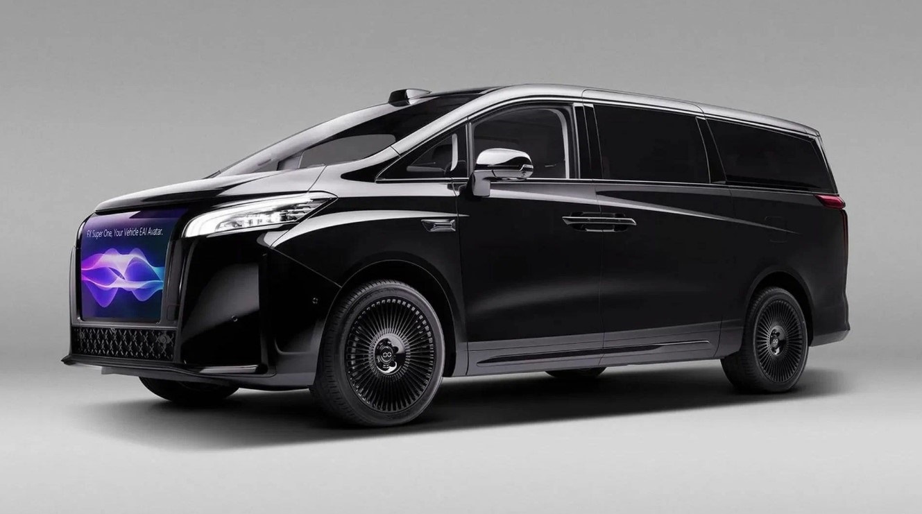 «Говорящая» панель вместо решетки радиатора – новинка от Faraday Future Компания «РусаРент»